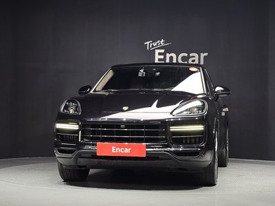 2020 Porsche CAYENNE 照片 2