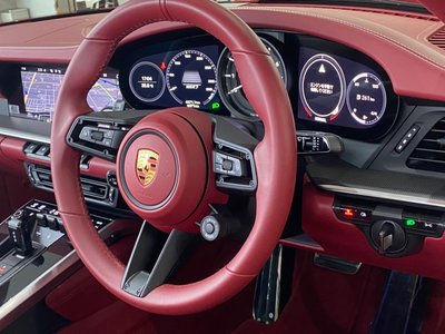 PORSCHE 911 CABRIOLET - 4