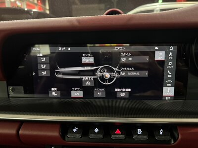 PORSCHE 911 CABRIOLET - 7