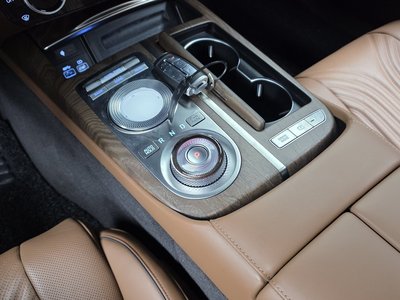 GENESIS G80 (RG3) - 9