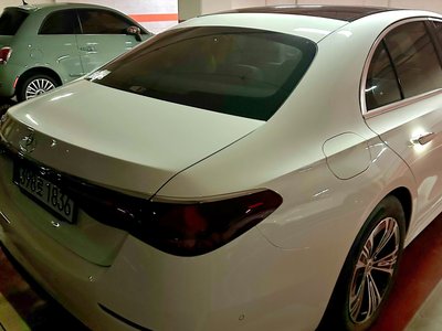 MERCEDES-BENZ E-CLASS - 6