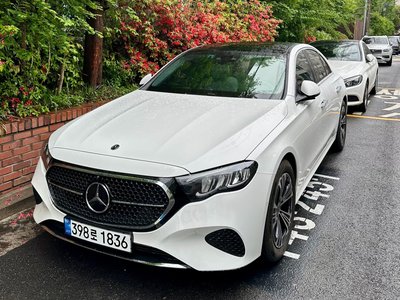 MERCEDES-BENZ E-CLASS - 2