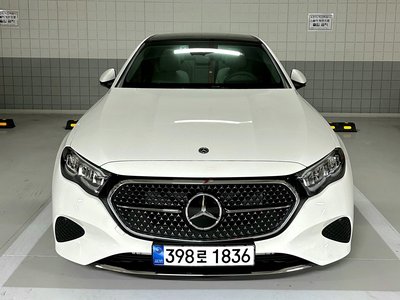 MERCEDES-BENZ E-CLASS - 1