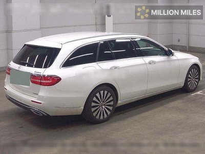 MERCEDES-BENZ E-CLASS - 5