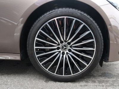 صورة مصغرة 13 لـ 2025 Mercedes-BENZ E-CLASS