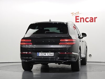 صورة 3 لـ 2025 Genesis GV80