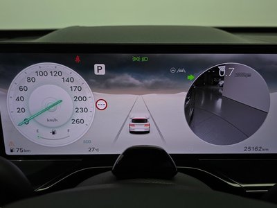 صورة 8 لـ 2025 Genesis GV80