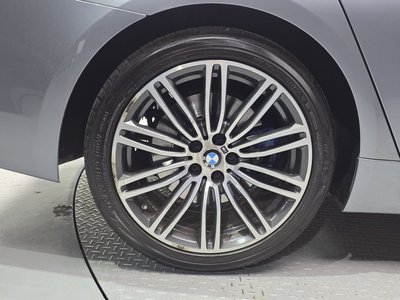 BMW 5 SERIES - 6