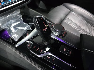 BMW 5 SERIES - 9