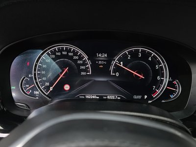 BMW 5 SERIES - 8