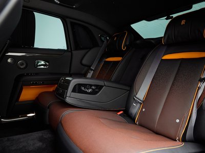 ROLLS-ROYCE GHOST - 10