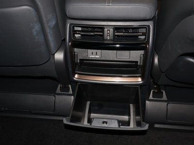 2024 Toyota ALPHARD — миниатюра 21