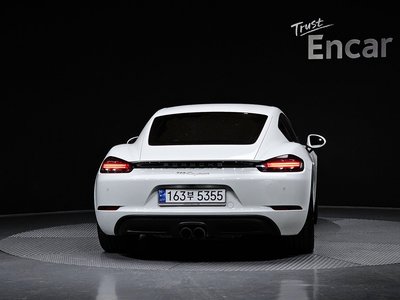 PORSCHE 718 CAYMAN - 4