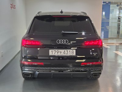 صورة 3 لـ 2026 AUDI Q7