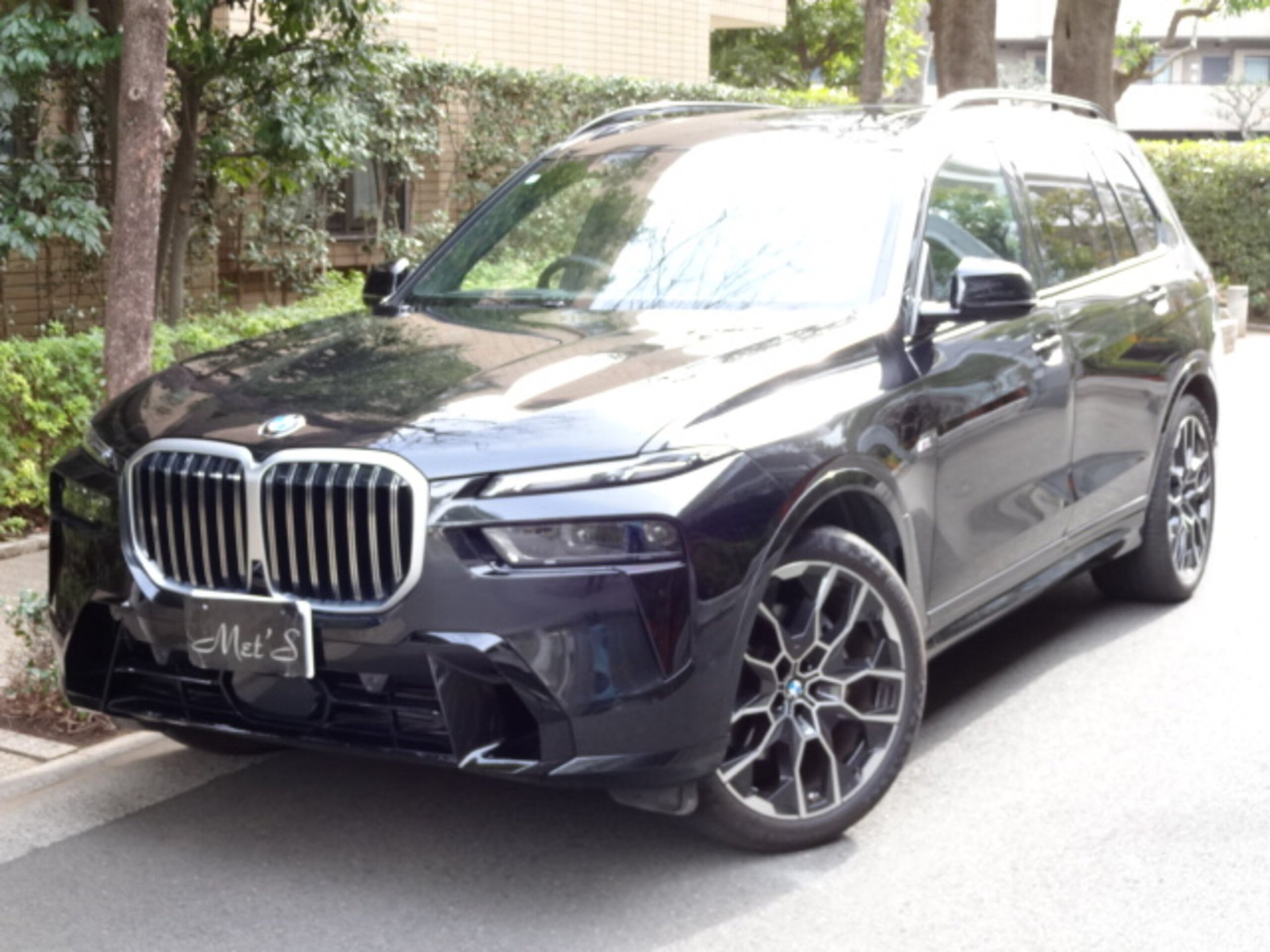 BMW X7 - View 1