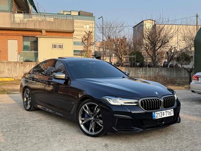 BMW 5 SERIES - 1