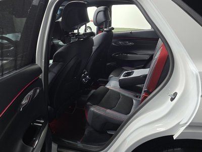 2021 Genesis GV70 — миниатюра 11