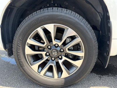 2022 Toyota LAND CRUISER PRADO 照片 10