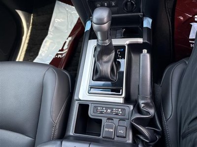 2022 Toyota LAND CRUISER PRADO 缩略图 16