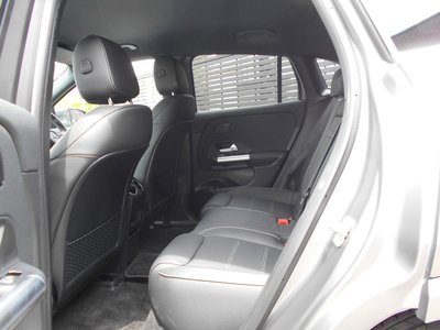 2025 Mercedes-BENZ EQA — миниатюра 19