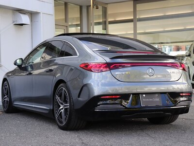 MERCEDES-BENZ EQE AMG - 3
