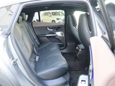 MERCEDES-BENZ EQE AMG - 7