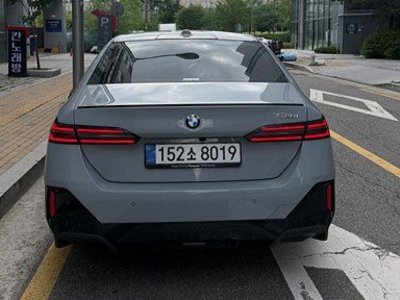 2026 BMW 5 SERIES 照片 4