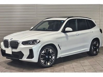 2026 BMW IX3 photo 1