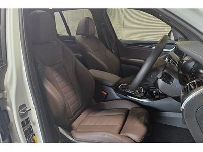 2026 BMW IX3 photo 5