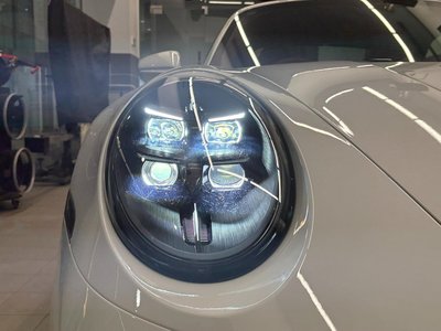 PORSCHE 911 - 9