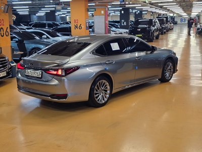 LEXUS ES - 4
