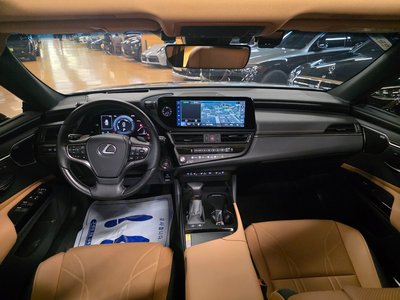 LEXUS ES - 5