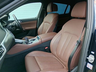 2021 BMW X6 — миниатюра 57