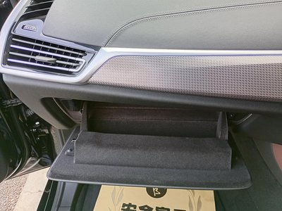 2021 BMW X6 — миниатюра 59