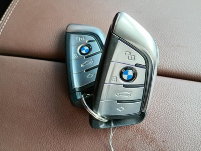 2021 BMW X6 — миниатюра 74