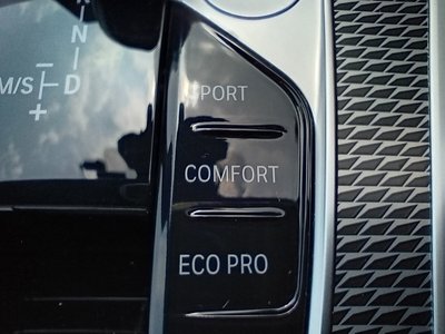 2021 BMW X6 — миниатюра 49