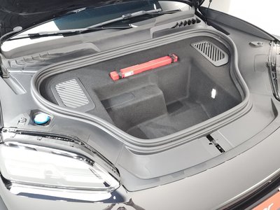 PORSCHE MACAN - 7