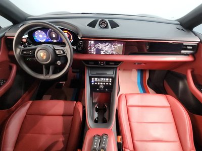 PORSCHE MACAN - 5