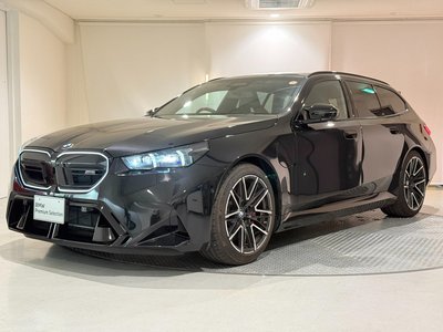 BMW M5 TOURING - 1