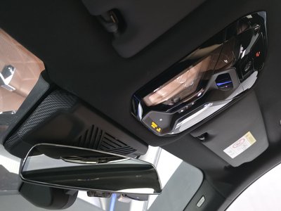 2023 BMW 5 SERIES thumbnail 31