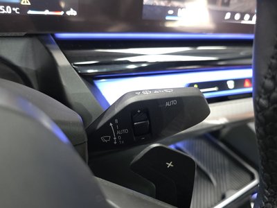 2023 BMW 5 SERIES thumbnail 29