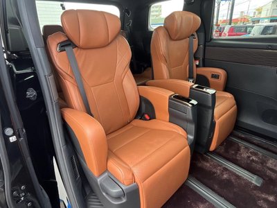 TOYOTA VELLFIRE - 10