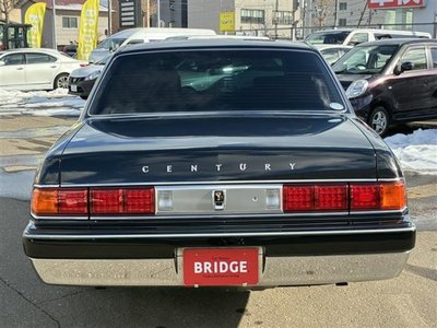 TOYOTA CENTURY - 5