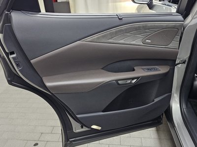 صورة مصغرة 15 لـ 2025 Lexus RX