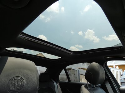 MERCEDES-BENZ E-CLASS AMG - 7