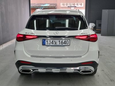 MERCEDES-BENZ GLC - 3