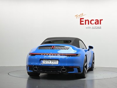 PORSCHE 911 - 4