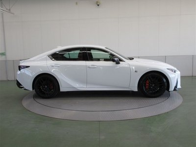 LEXUS IS - 8