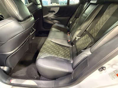 صورة مصغرة 57 لـ 2018 Lexus LS