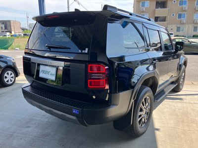 TOYOTA LAND CRUISER 250 - 8
